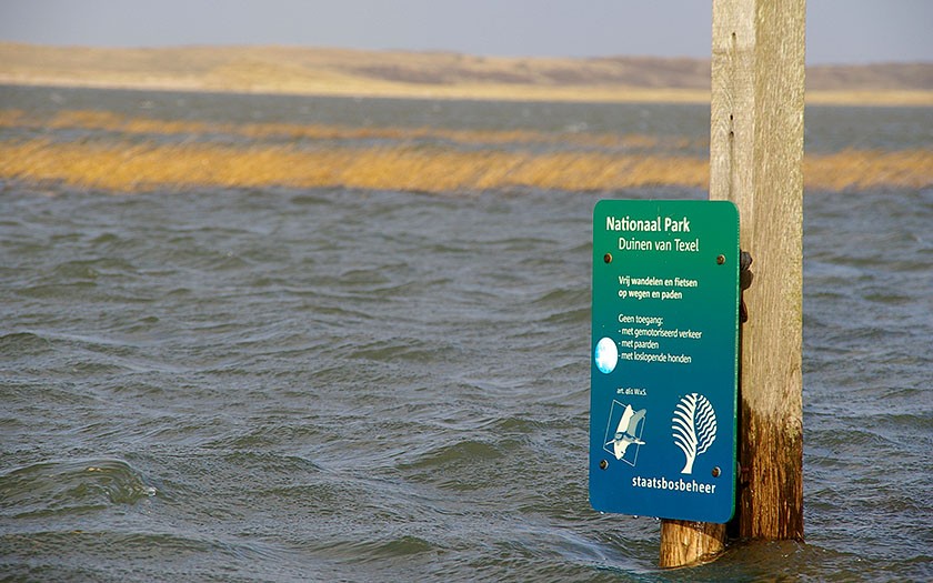 Overstroming in de Slufter tijdens storm