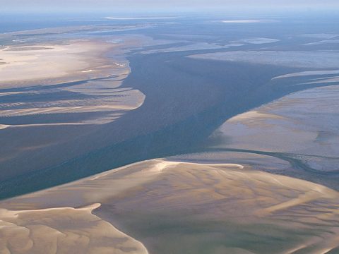 Luchtopname waddengebied (Foto:www.fotofitis.nl)